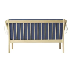 J148 Sofa