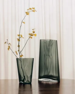 Lituus Vase