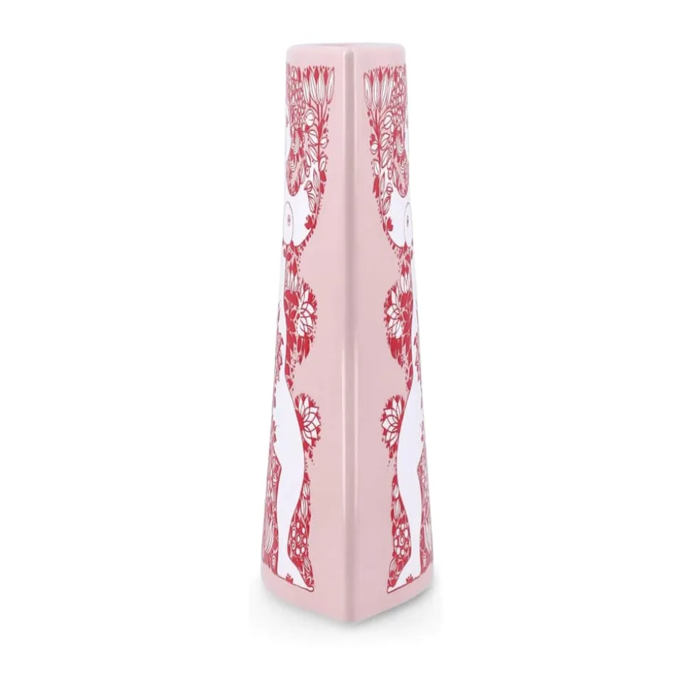 Nina Vase